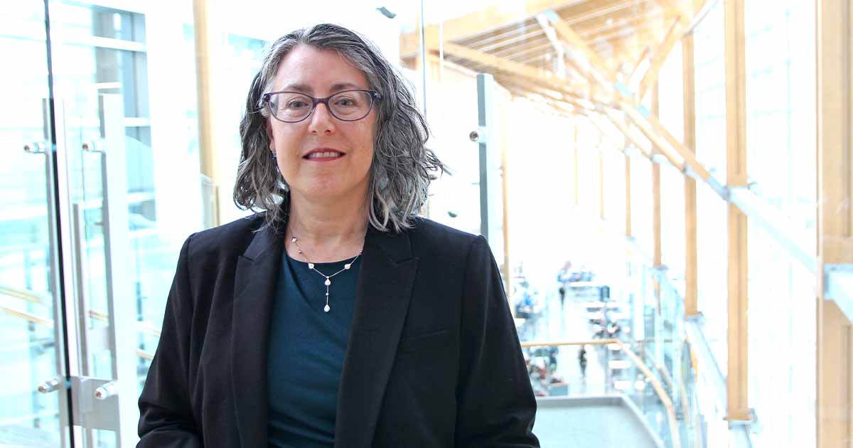Cindy Fedell of Thunder Bay Regional Health Sciences Center on video