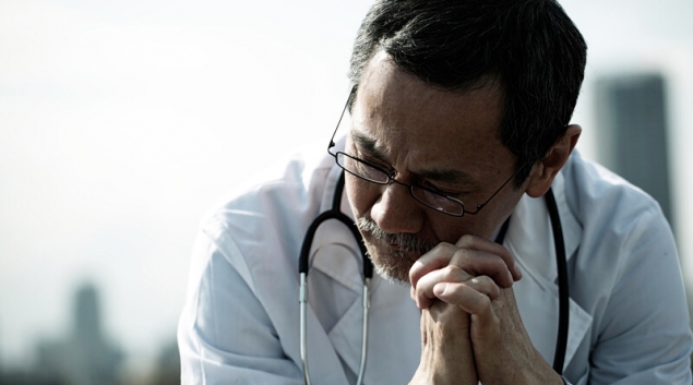 Reflective doctor