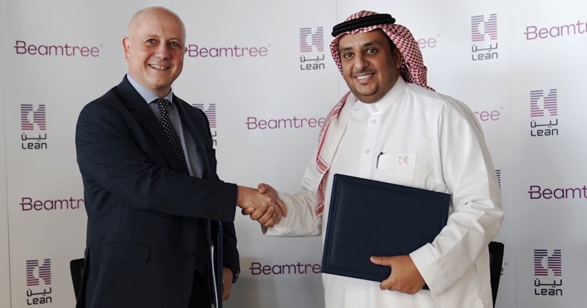 [Left-Right] Tim Kelsey, CEO, Beamtree and Mohanned AlRasheed, CEO, Lean at the signing of the partnership agreement in Riyadh