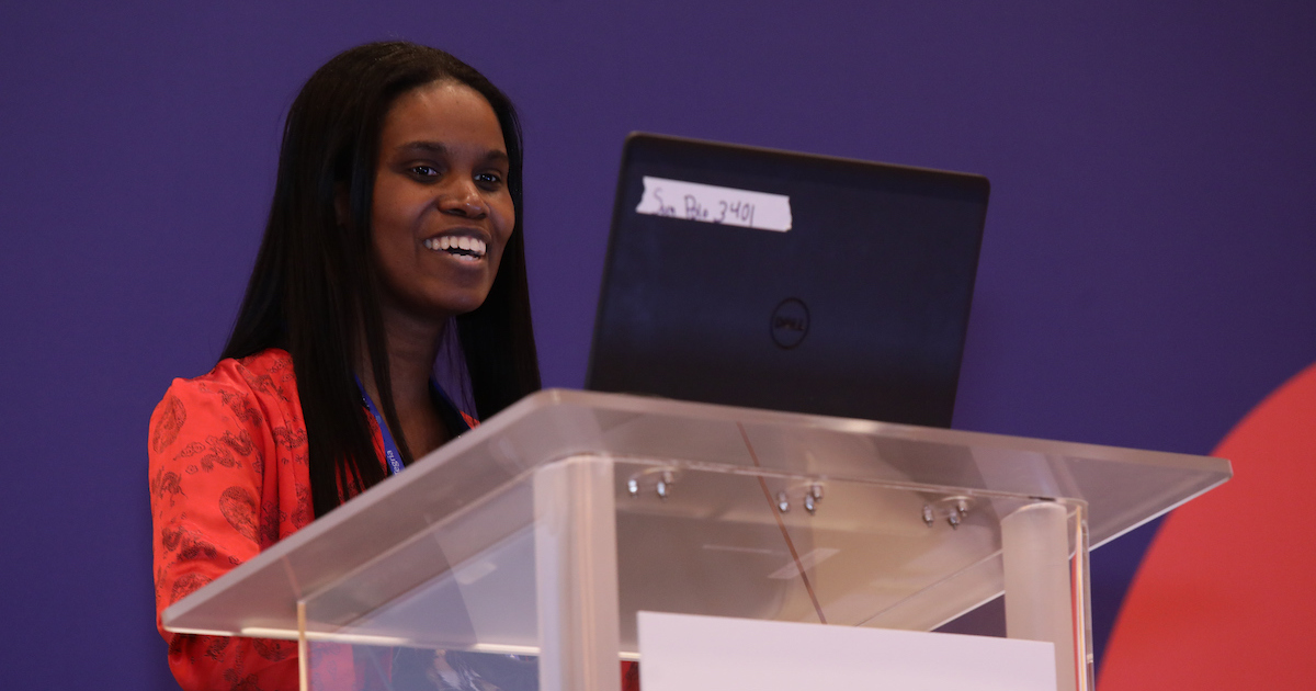 Dr. Yaa Kumah-Crystal addresses the crowd at HIMSS21.