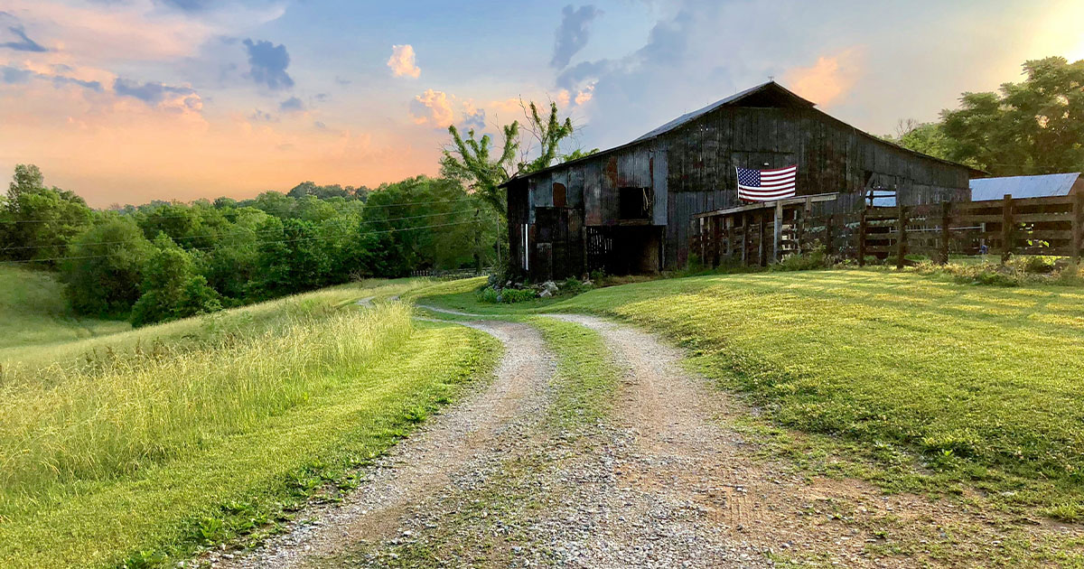 Barn in rural Columbia, Tennessee