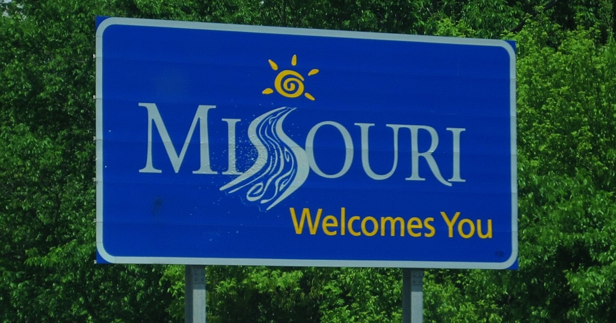 Missouri welcome sign