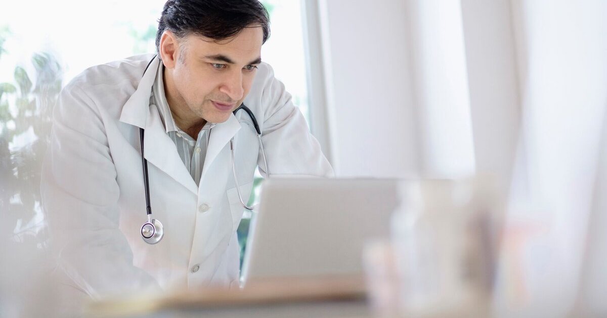 Clinician copies and pastes notes in an electronic health record