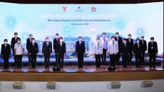 Representatives from the government, Huawei Thailand, and Siriraj Hospital during the launch of the Siriraj World Class 5G Smart Hospital
