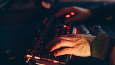Hands on a keyboard