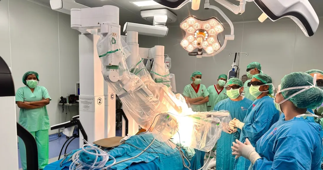 First robotic cardiac surgery in Indonesia First robotic cardiac surgery in Indonesia