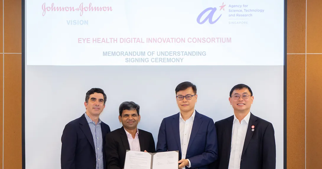 [Left to Right] Peter Menziuso, Company Group Chairman, Johnson & Johnson Vision;  Vaibhav Saran, VP for Vision Care, Johnson & Johnson Vision APAC; Dr Su Yi,  Executive Director of A*STAR Institute of High Performance Computing; Tan  Sze Wee, Assistant Chief Executive of Enterprise, A*STAR