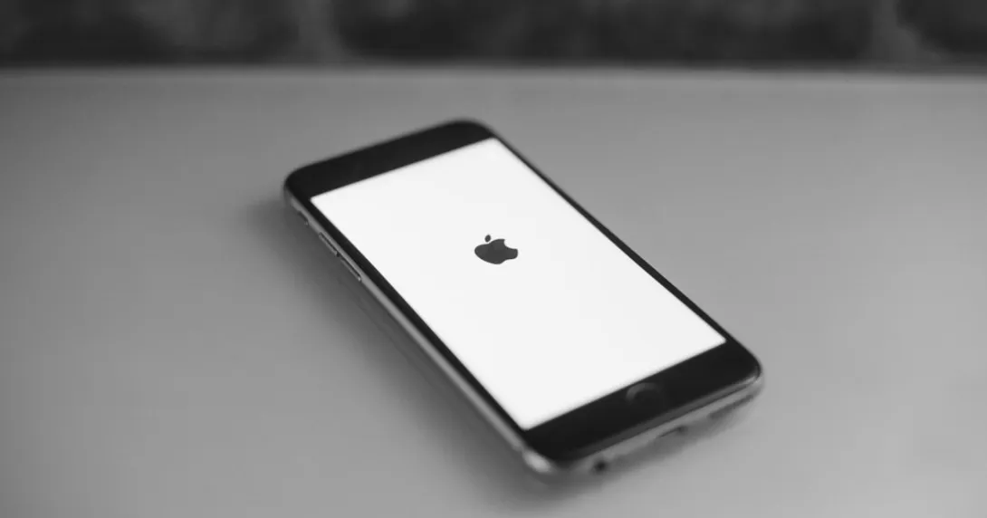 Apple iPhone